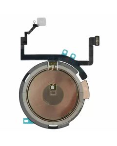 iPhone 14 Compatible Wireless Charging + Flashlight Flex